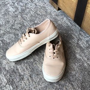Vans - classics in a beautiful blush leather